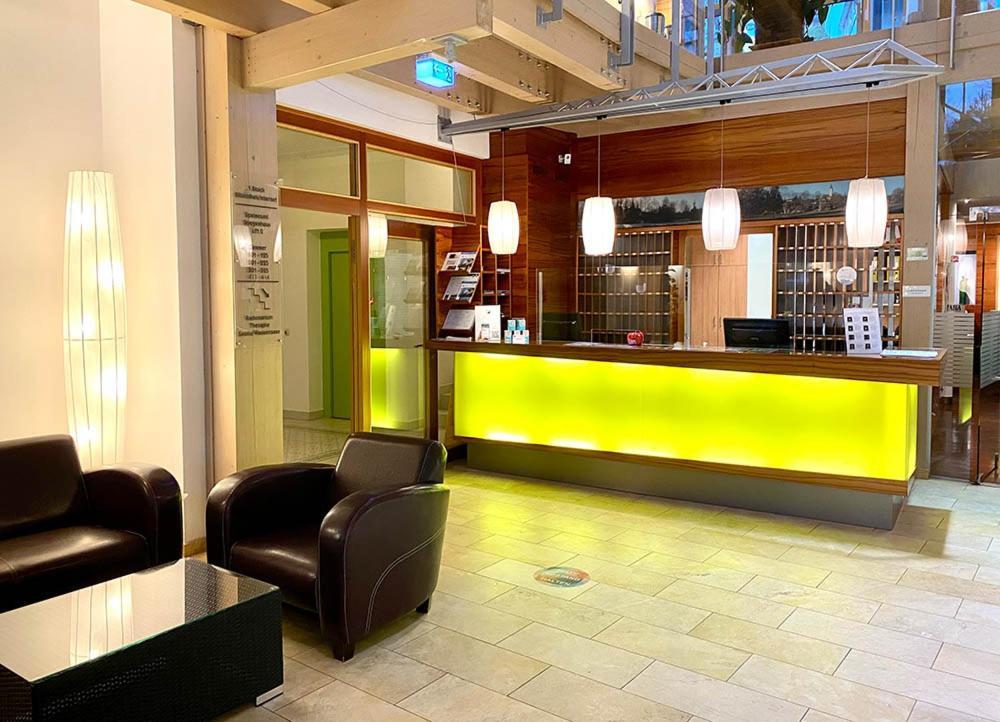Kurhotel バート・ツェル エクステリア 写真