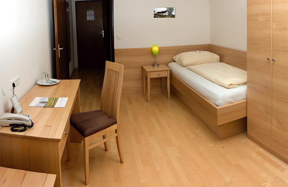 Kurhotel バート・ツェル エクステリア 写真